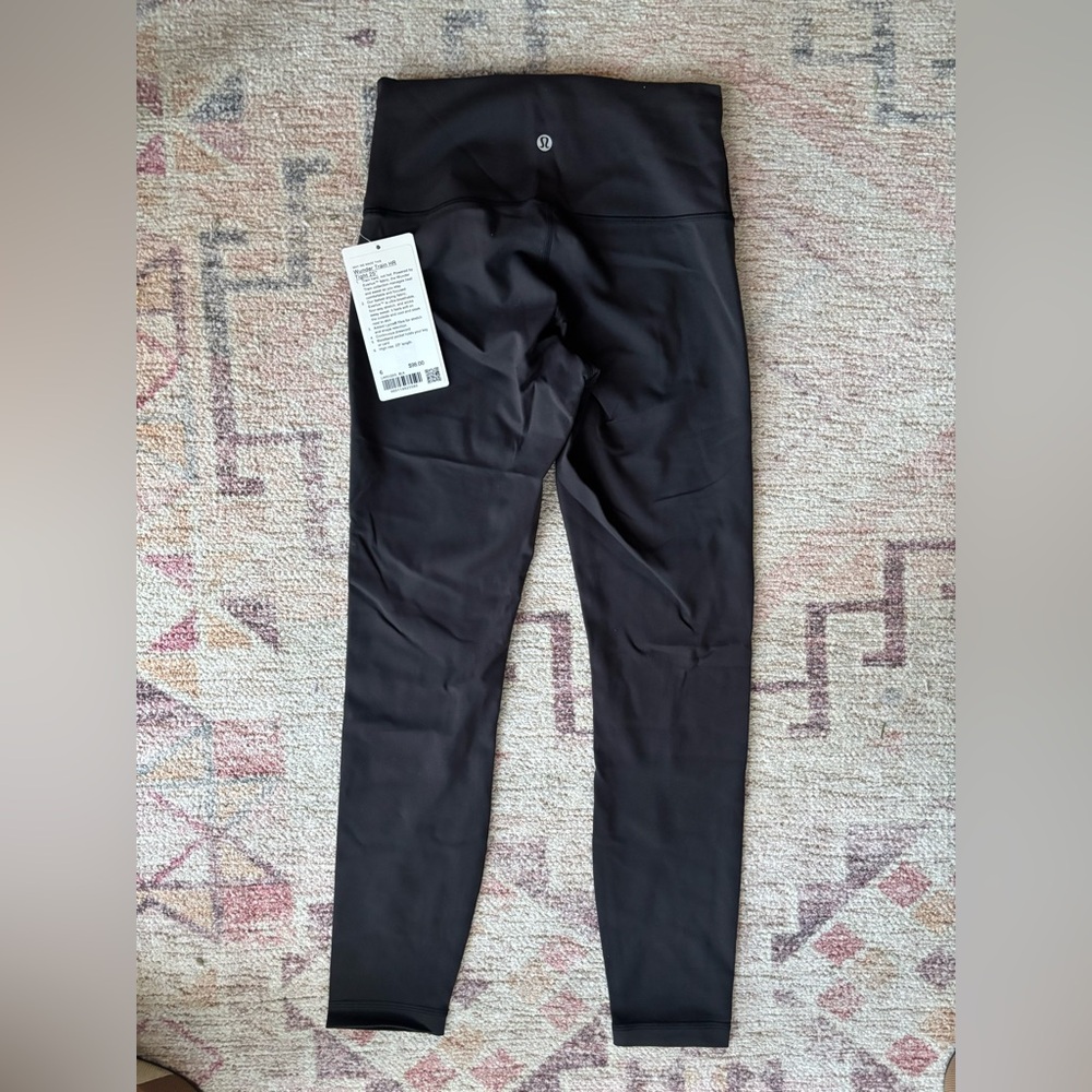 NWT Lululemon Wunder Train HR Legging 25” in Black- Size 6, Everlux fabric